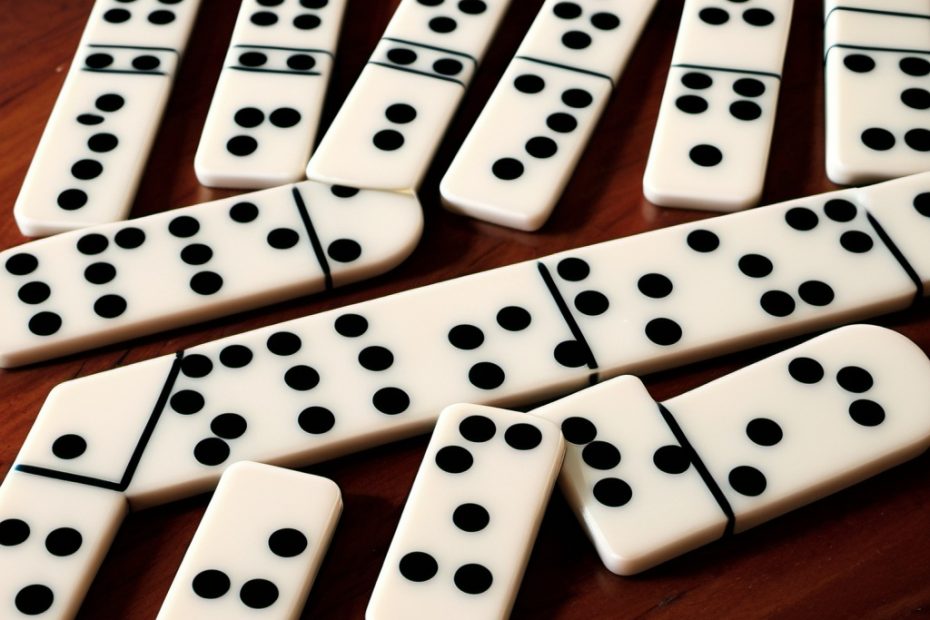 Domino säännöt